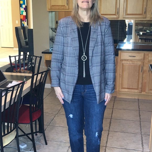 NWOT - One 5 One Blazer - Plaid - Woman’s - Picture 7 of 8